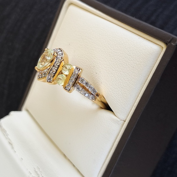 Rare Natural Chrysoberyl and White Zircon Ring - Picture 2 of 7